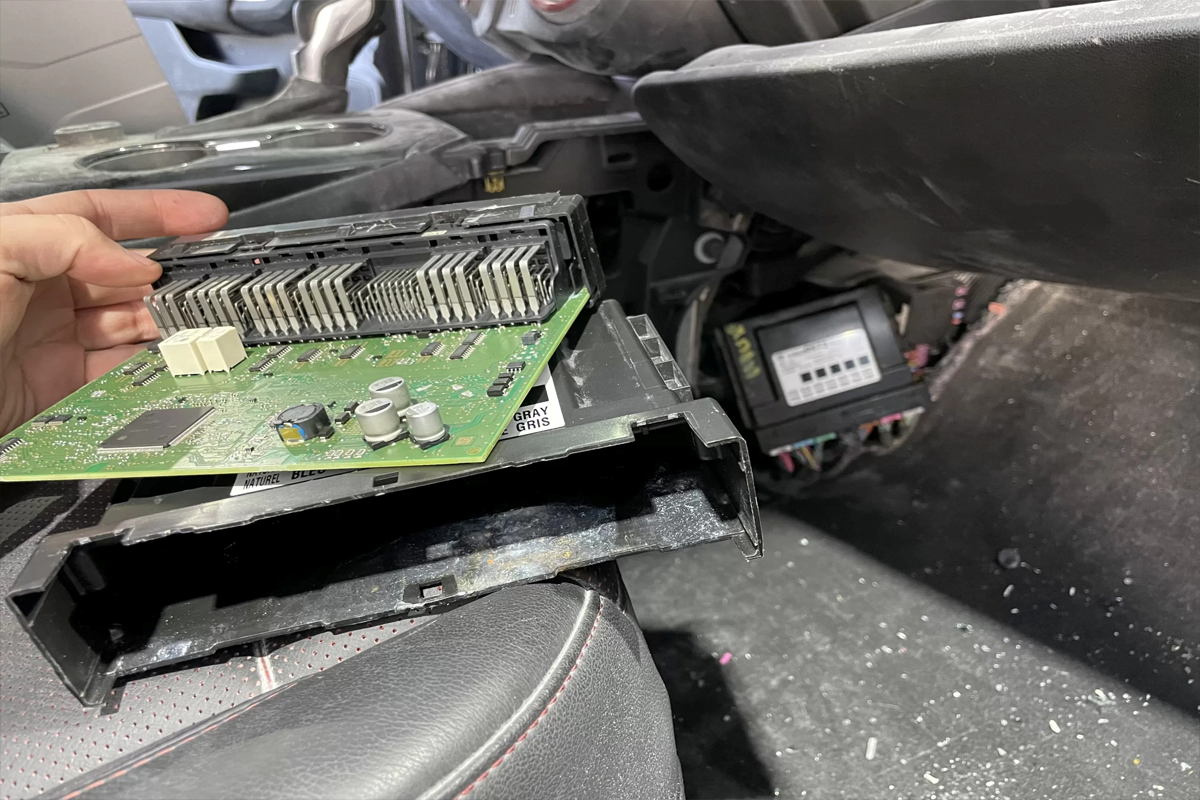 BCM Circuit Repair – Auto Airbag & Electrical Specialist Microscopic circuit board repair on a failing Body Control Module by Auto Airbag & Electrical Specialist.